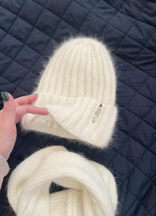 Теплая зимняя ангоровая шапка на флисе3 фото