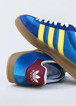 Женские кроссовки голубые в стиле adidas gazelle x gucci blue9 фото