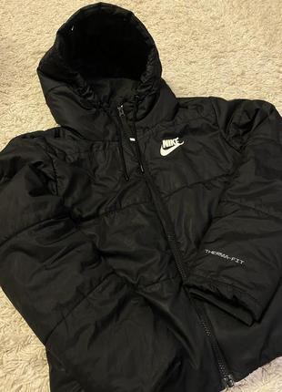 Оригинальная куртка nike