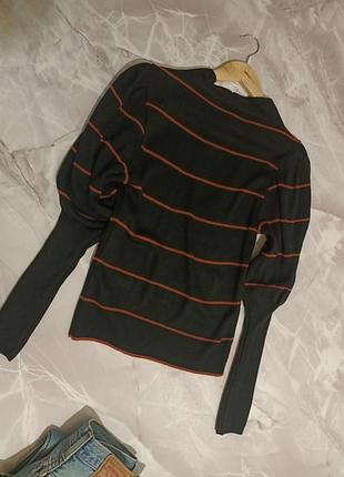 Брендова кофтинка 10 розміру 3