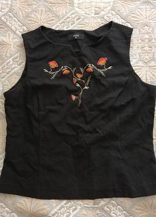 Топ, кофта с вышивкой