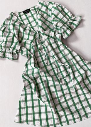 Зеленое платье в клетку с объемными рукавами wednesday's girl