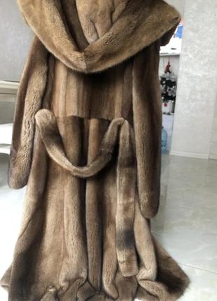 Продам шикарну норкову шубу manzari.