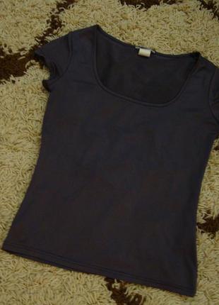 Фиолетовая эластичная майка