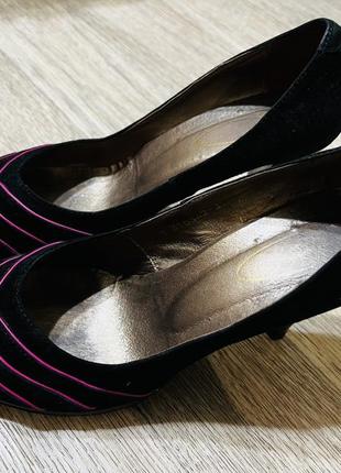 Очень красивые женские туфли натуральная замша на каблуке 39 размер2 фото