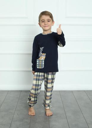 Піжама для хлопчика зі штанами в клітинку - ведмедик на кишені