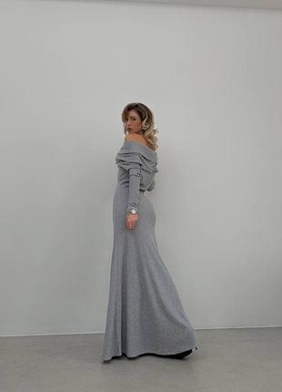 Сукня максі однонтонна на довгий рукав з відкритими плечима в'язана якісна стильна трендова чорна сіра1 фото