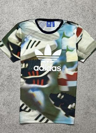 Мужская футболка adidas originals1 фото