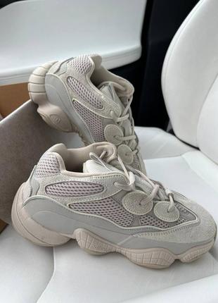 Adidas yeezy boost 500 beige жіночі кросівки4 фото