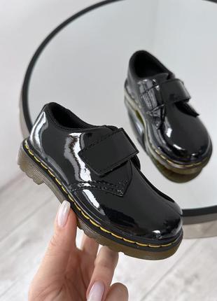 Великолепные аккуратные туфельки ботинки dr. martens2 фото