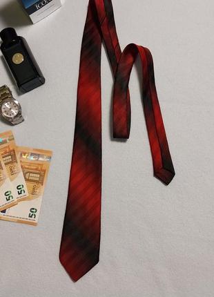 Якісна стильна брендова англійська краватка c&a6 фото