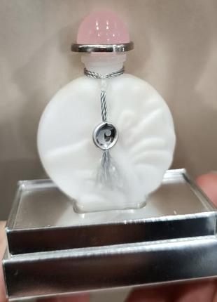 Благородный парфюм для женщинanaisanais parfum concentree cacharel