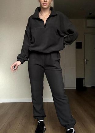 Костюм спортивний жіночий теплий на флісі оверсайз світшот на блискавці штани джогери на високій посадці якісний стильний молочний графітовий6 фото