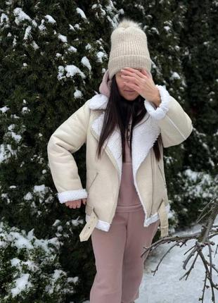 Дубленка на меху тепла молоко удлиненная короткая зима