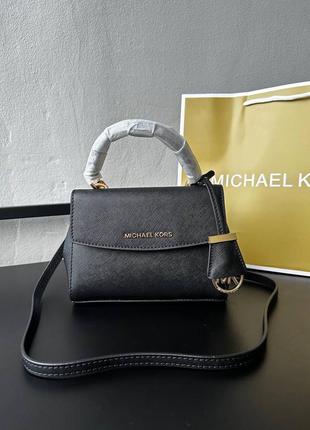 Michael kors ava