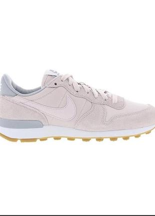 Жіночі кросівки nike internationalist