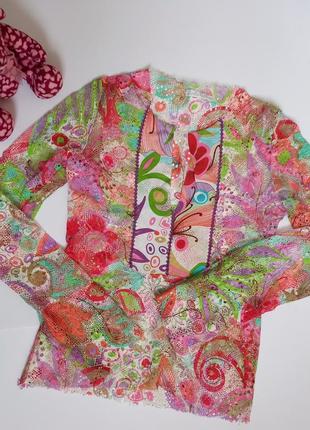 Яркая испанская кружевная  блуза