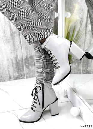 Натуральні шкіряні лаковані сірі демісезонні та зимові ботильйони - черевики на шнурівці на підборах6 фото