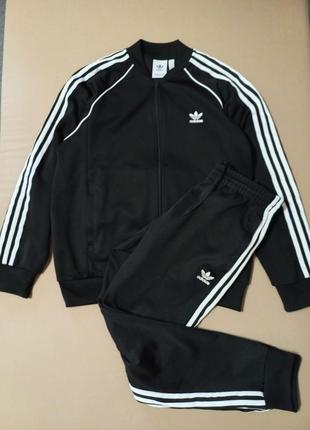 Мужской спортивный костюм adidas. оригинал