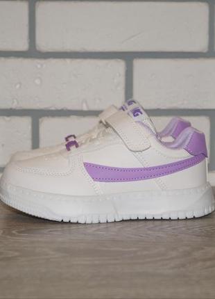 Модні дитячі кросівки, білі з фіолетовим. новинка. (розміри: 32, 33, 34)1 фото