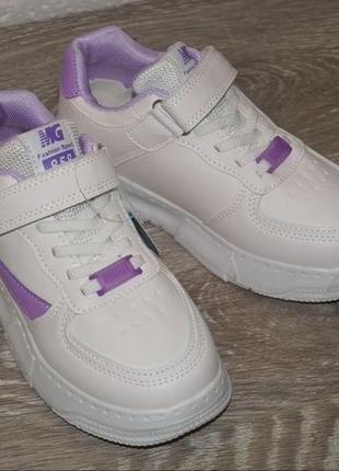 Модні дитячі кросівки, білі з фіолетовим. новинка. (розміри: 32, 33, 34)5 фото