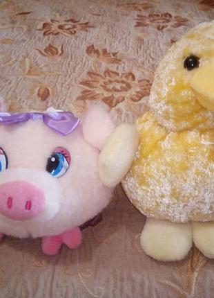 Мягкие игрушки: поросенок и утенок