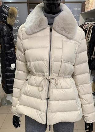 Бежевая куртка молочная пуховик зимняя в стиле монклер moncler zara hm mango massimo dutti ivina3 фото