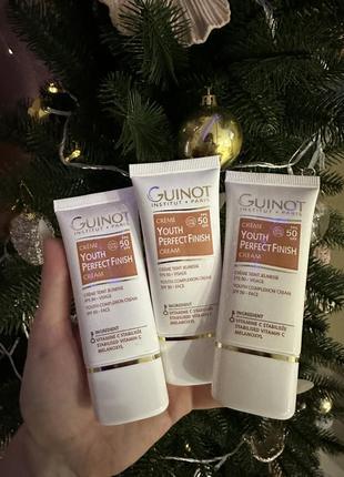 Тонуючий крем guinot youth perfect finish spf 50