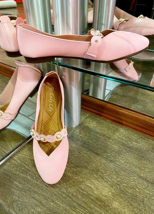 Нові рожеві туфлі на низькому ходу, туфлі-човники, балетки.
