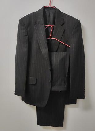 Деловой пиджак классический мужской темно серый черный в полоску, размер l.