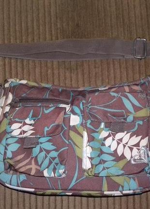 Сумочка бренда roxy (франция) на плечо .