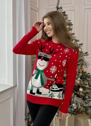 Теплый женский свитер с оленями новогодний9 фото