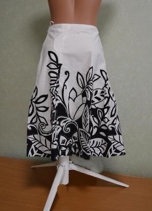 Спідниця юбка біла коттон шестиклинка у зустрічну складку та красивий принт, італія (461)