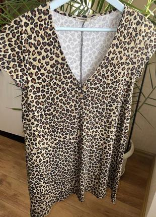 Платье яркое в леопардовый принт платья2 фото