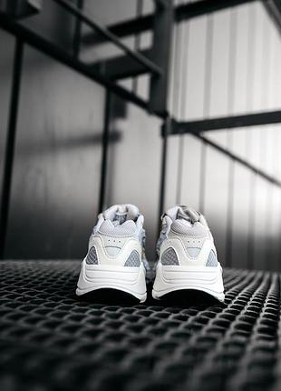 Кросівки adidas yeezy boost 700 4