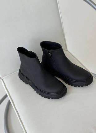 Кожаные укороченные боты из натуральной кожи на байке меховые овчины зимние