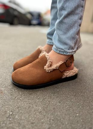 Натуральні тапулі на хутрі баранець поні