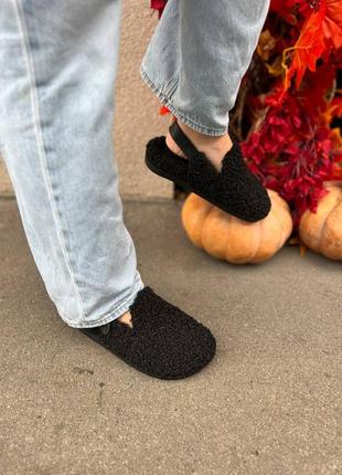 Натуральні тапулі на хутрі баранець поні