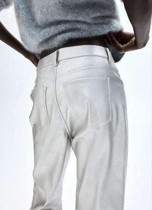 Серебряные брюки эко кожа металлик7 фото