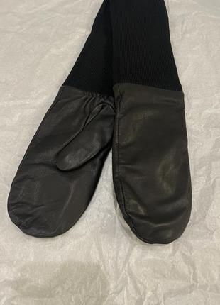 Новые кожаные варежки cos 🖤