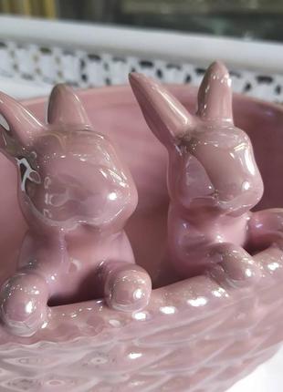 Корзинка с зайчатами ваза для конфет4 фото