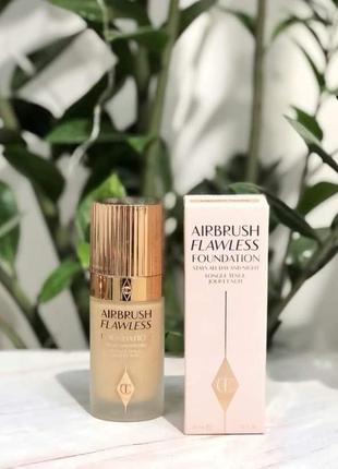 Тональный крем в оттенке: 1-6 (neutral/neutre) airbrush flawless foundation от charlotte tilbury 30м1 фото