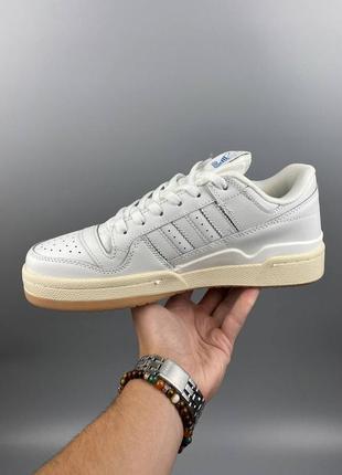 Кросівки adidas forum low white