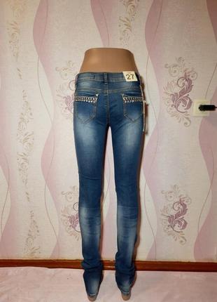 Новые синие джинсы с вышивкой бисером/стразами и поясом зауженные скинни слим3 фото