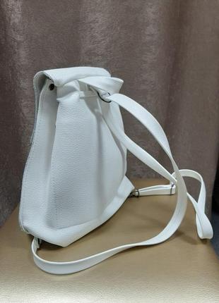 Белый кожаный рюкзак-сумка2 фото