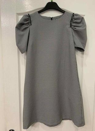 Стильне плаття zara
