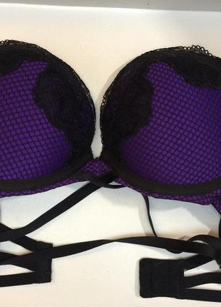 Красивий бюст р. 34с пуш ап