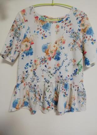 Ніжна, легка блузочка only