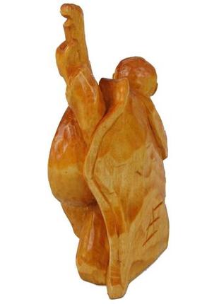Авторская статуэтка ручной работы из дерева козак бандурист5 фото