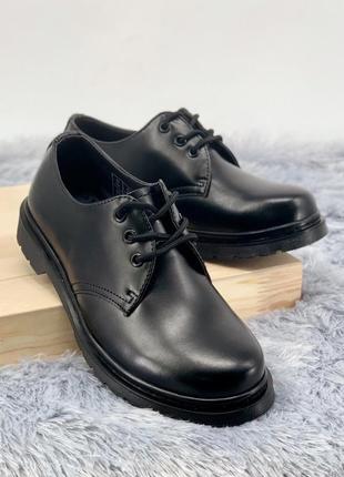 Туфлі martens jadon fur черевики лак з хутром mono black, унісекс